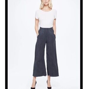 MOTHER The Bingo Fray Pants Faded Black Denim Wide Leg Cropped XS quiet luxury